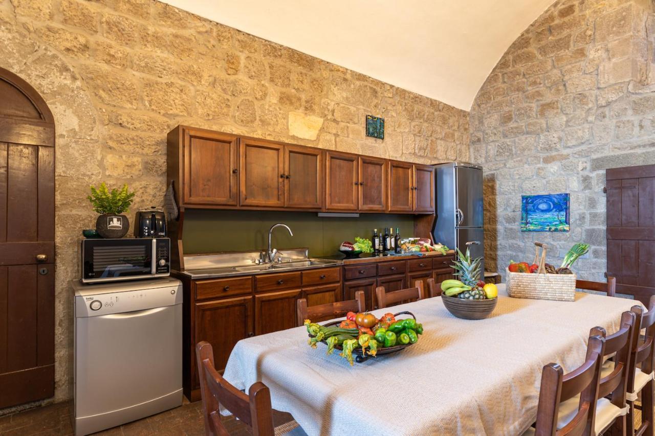 Torre Dei Belforti Villa